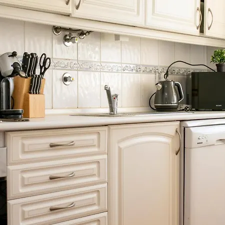 Pool And Garden Village-near Albufeira