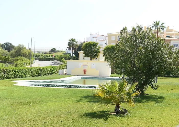 Pool And Garden Village-near Lejlighed