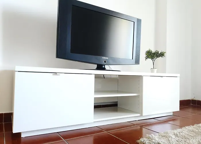 Pool And Garden Village-near Apartament